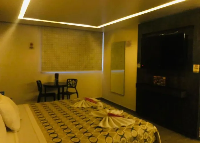 M Elite Golden Hotel