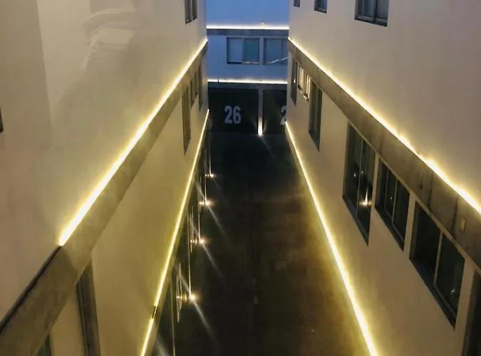 M Elite Golden